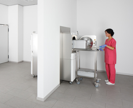 Autoklaw Cliniclave 45MD MAGNUM w wersji dwudrzwiowej, przelotowej